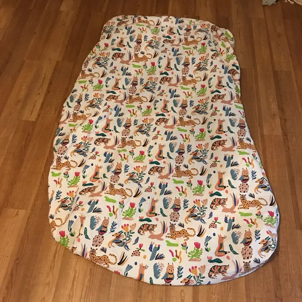 West Elm Kids Abel Macias Folklore fitted Sheet size twin